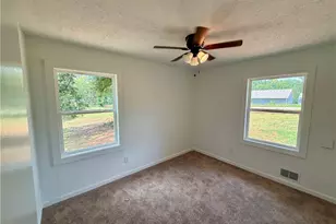 329 Church St, Pendergrass, GA 30567 - Photo 13