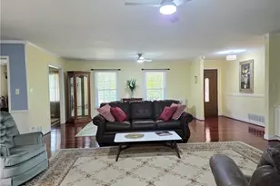 1554 Cooper Lake Rd SE, Smyrna, GA 30082 - Photo 13
