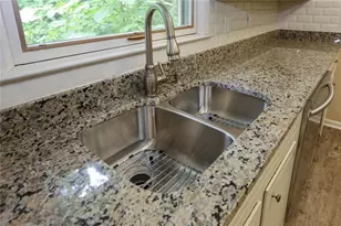 676 Elam Forest Ct, Stone Mountain, GA 30083 - Photo 25