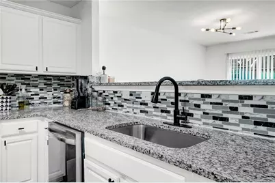 5356 Creekview Way, Ellenwood, GA 30294 - Photo 7