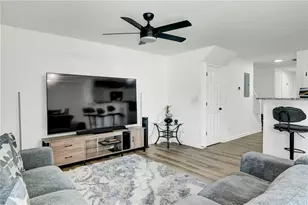 5356 Creekview Way, Ellenwood, GA 30294 - Photo 5