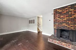 1831 Ashborough Ct SE, Marietta, GA 30067 - Photo 5