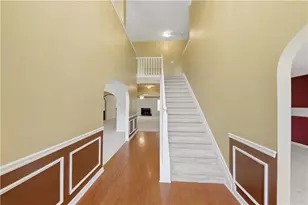 4693 Shaded Oak Ln, Forest Park, GA 30297 - Photo 5