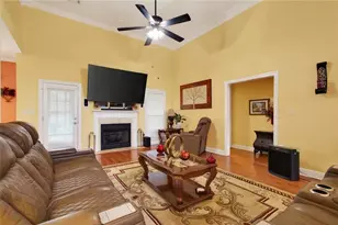 124 Flora Cir, Warner Robins, GA 31088 - Photo 7