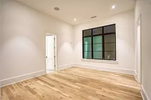 4550 Jolyn Pl, Sandy Springs, GA 30342 - Photo 29