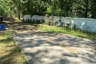 4682 Stonewall Tell Rd, Atlanta, GA 30349 - Photo 13