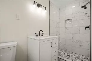 8832 Twin Oaks Dr, Jonesboro, GA 30236 - Photo 15