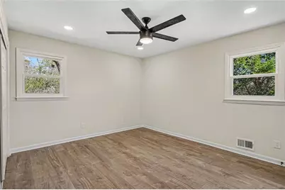 8832 Twin Oaks Drive, Jonesboro, GA 30236 - Photo 13