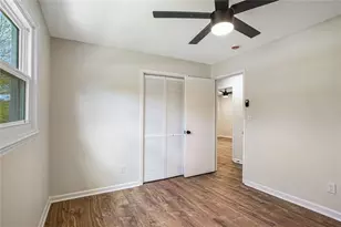 8832 Twin Oaks Dr, Jonesboro, GA 30236 - Photo 19