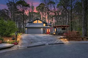 596 Willowgreen Ct, Conyers, GA 30094 - Photo 1