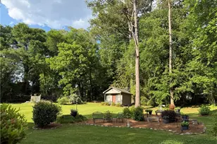 3195 Woodview Dr SE, Smyrna, GA 30082 - Photo 7