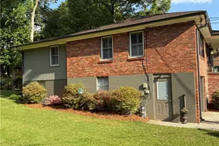 3195 Woodview Dr SE, Smyrna, GA 30082 - Photo 5