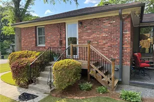 3195 Woodview Dr SE, Smyrna, GA 30082 - Photo 15