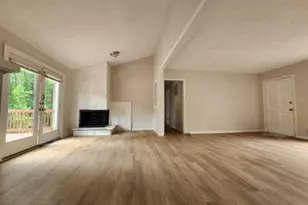 1453 Allison Ct, Lawrenceville, GA 30043 - Photo 3