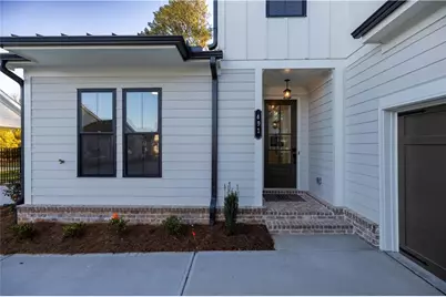 581 Pearl Street, Cumming, GA 30040 - Photo 3
