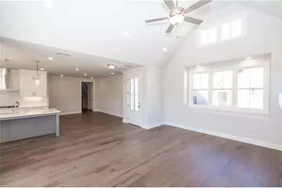 577 Pearl Street, Cumming, GA 30040 - Photo 3