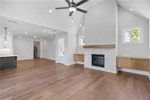 577 Pearl St, Cumming, GA 30040 - Photo 11