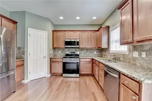 2712 Beynon Ln, Suwanee, GA 30024 - Photo 21