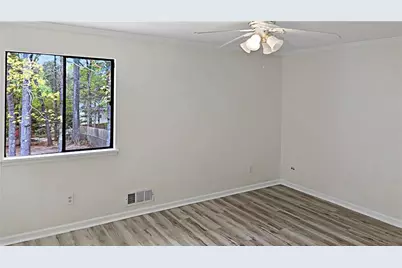 8443 Park Ridge Lane, Riverdale, GA 30274 - Photo 9