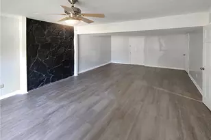 8443 Park Ridge Ln, Riverdale, GA 30274 - Photo 15