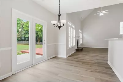 113 Middlebrooke Court, Canton, GA 30115 - Photo 5