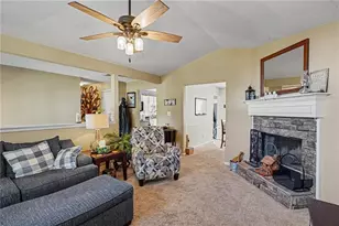 200 Treetop Dr, Hampton, GA 30228 - Photo 13