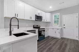 1055 Mayson Turner Rd, Atlanta, GA 30314 - Photo 9