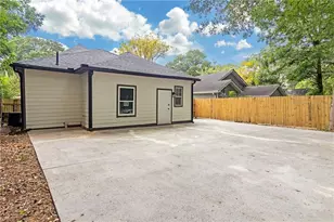 1055 Mayson Turner Rd, Atlanta, GA 30314 - Photo 3