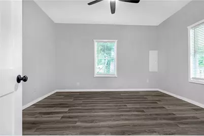 1055 Mayson Turner Road, Atlanta, GA 30314 - Photo 13