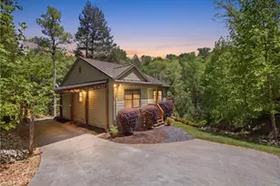 497 Mill Trace Ct, Cleveland, GA 30528 - Photo 3