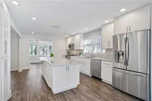 734 Olde Towne Ln, Marietta, GA 30068 - Photo 3