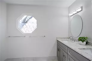 734 Olde Towne Ln, Marietta, GA 30068 - Photo 21