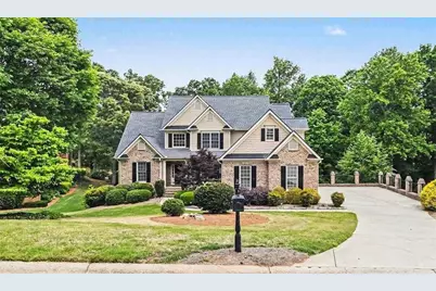 4621 Chartwell Chase Court, Flowery Branch, GA 30542 - Photo 3