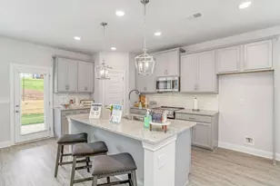 909 Nora Eloise Dr, Bonaire, GA 31005 - Photo 15