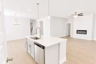 909 Nora Eloise Dr, Bonaire, GA 31005 - Photo 7
