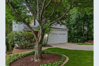 2572 Pembrooke Way, Lawrenceville, GA 30044 - Photo 3