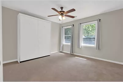 4 Holly Downs Court NW, Atlanta, GA 30318 - Photo 17