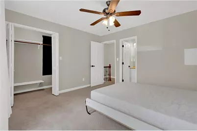 4 Holly Downs Court NW, Atlanta, GA 30318 - Photo 19