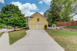 7314 Rocking Chair Ln, Hoschton, GA 30548 - Photo 3