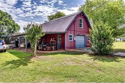 1021 Broughton Lane, Newborn, GA 30056 - Photo 11