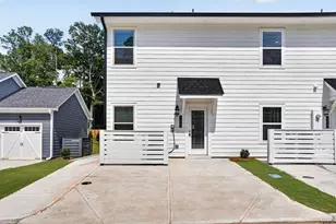 230 Maddux St, Fayetteville, GA 30214 - Photo 3