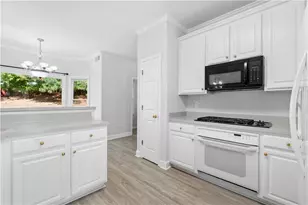 3255 Oak Hampton Way, Duluth, GA 30096 - Photo 13