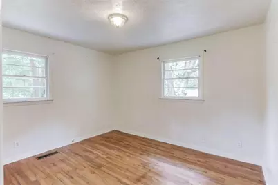 2017 Ventura Street, Statham, GA 30666 - Photo 17