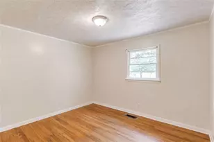 2017 Ventura St, Statham, GA 30666 - Photo 13