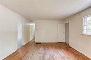 2017 Ventura St, Statham, GA 30666 - Photo 9