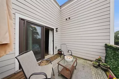 2087 Holtz Lane, Atlanta, GA 30318 - Photo 35