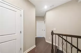 2087 Holtz Ln, Atlanta, GA 30318 - Photo 19