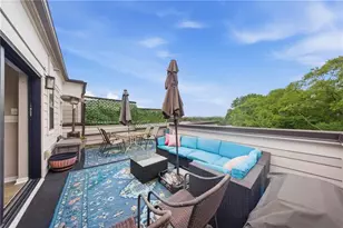 2087 Holtz Ln, Atlanta, GA 30318 - Photo 33