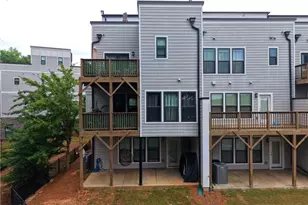 2087 Holtz Ln, Atlanta, GA 30318 - Photo 43