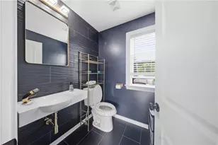 2087 Holtz Ln, Atlanta, GA 30318 - Photo 29